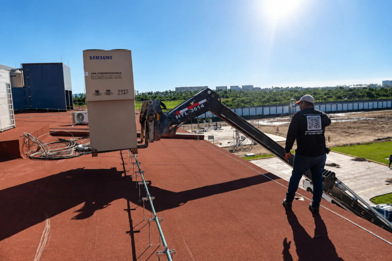 Instalación visible de un sistema VRF en una azotea